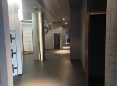 Не «Електронмашем» єдиним. Що ще крім гіганта на Кільцевій продав Фонд держмайна у Києві та чи варто пригледітись до того, що залишилось /Фото 7