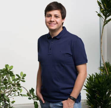 Александр Чекменев