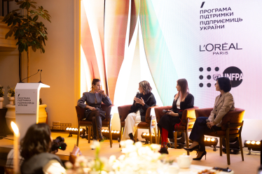 Ганна Завертайло, Антоніна Носко, Уляна Кащій та Любов Михайлишин