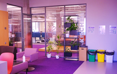 Офіс для тих, хто не хоче працювати в офісі. SoftServe відкрила новий простір у розпал пандемії. Що з цього вийшло /Фото 47