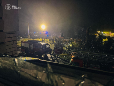 Атака на Киевскую область. Вражеские беспилотники убили трех человек, есть разрушения (фото) /Фото 10