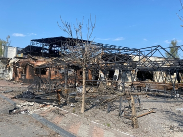 «Нас не зламати». Від війни постраждав кожен другий підприємець Чернігова. Як оживає бізнес у місті на Десні /Фото 3