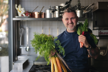 Шеф-кухар Юрій Ковриженко організував російський гастробойкот і зібрав £500 000 на допомогу Україні. Як працює кулінарна дипломатія /Фото 5