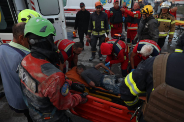 Росія завдала удару по Києву: є загиблі та значні руйнування (фото, відео) /Фото 10