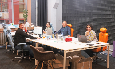 Як створити офіс, схожий на дім. Ось 8 рішень від компаній, яким, здається, це вдалось&amp;nbsp; /Фото 122