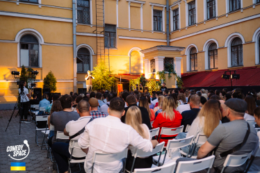 Бум стендапа. Новое поколение юмористов догоняет «Квартал 95» и «Дизель Шоу». Как они зарабатывают на шутках и строят индустрию /Фото 2