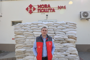 Встояти у вогні й воді: Володимир Шульга, керівник мережі Нової пошти у Херсоні /Фото 6