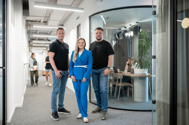 Олег Даць, Лідія Даць та Андрій Кузьмич, засновники ІТ-компанії TechMagic