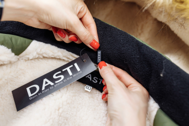 Украинский бренд парок DASTI пережил локдауны и аномально теплую зиму, не потеряв ни гривны. В чем секрет выживания /Фото 4