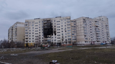 «Людей ховають в братських могилах, деяких — у своїх дворах». Інтерв'ю заступника мера Маріуполя про катастрофу в місті /Фото 21