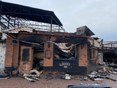 «Нас не зламати». Від війни постраждав кожен другий підприємець Чернігова. Як оживає бізнес у місті на Десні /Фото 6