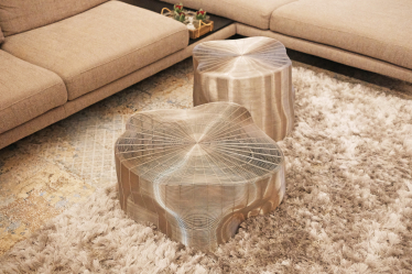 Загородный дом (почти) без дверей, с каминами и мебелью необычных форм. Как выглядит дом семьи львовских предпринимателей Лидии и Всеволода Биласов /Фото 16