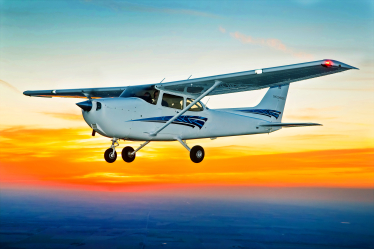 Украинские предприниматели массово скупают небольшие самолеты для быстрых путешествий. Откуда этот авиабум и сколько стоит самолет /Фото 13