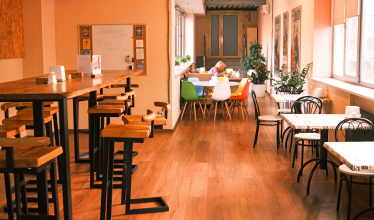 Как смешать «экстравертные» и «интровертные» отделы в одном офисе? Медиакомпания AIR Media-Tech, кажется, нашла решение. Что у нее получилось /Фото 32