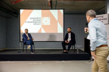 Василь Даниляк, СЕО ОККО, та Дмитро Ковальчук, акціонер Alterra Group