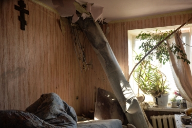 Оборона Киева, санкции Путина и военные преступления РФ. Главные события второго дня сопротивления российскому вторжению /Фото 1