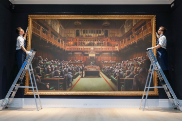 Украденный мурал Бэнкси оценили в 9 млн грн. В общей сложности художник нарисовал на Киевщине семь муралов. Сколько стоят эти работы и кому принадлежат /Фото 10