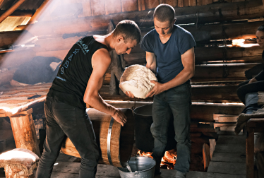 «Гуцульська овеча бриндзя»&amp;nbsp;– один із трьох українських продуктів із захищеним географічним походженням. Як її виготовляють /Фото 8