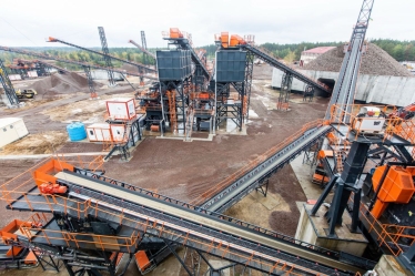 Инвесткомпания владельца АТБ запустила завод по производству щебня в Житомирской области /Фото 1