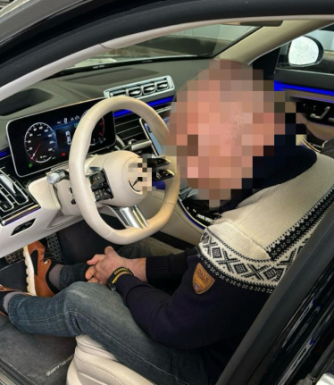 Коттеджи на землях стратегического значения. Правоохранители озвучили детали задержания бизнесмена Игоря Мазепы (фото, видео) /Фото 1