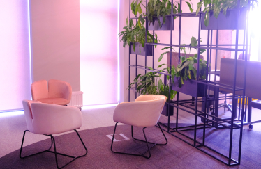 Офіс для тих, хто не хоче працювати в офісі. SoftServe відкрила новий простір у розпал пандемії. Що з цього вийшло /Фото 30