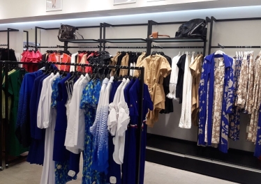 Дефіцит брендів. Імпорт одягу до України впав на 60%, а H&amp;amp;M та Zara не поспішають відкриватися. Чи є шанс у українських виробників /Фото 9