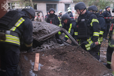 Росія обстрілює Україну ракетами й дронами: у Запоріжжі поранені діти, графіки відключень світла ввели в усіх регіонах /Фото 1