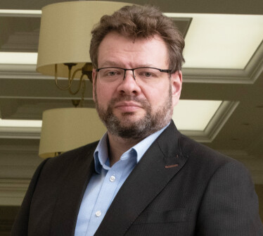 Александр Чекменев