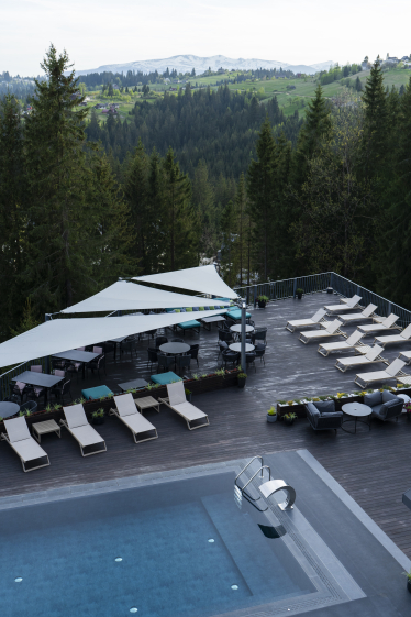 Курортний комплекс SKOGUR