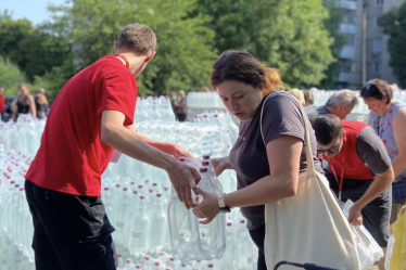 Благодійна вода під брендом «Львіварня»