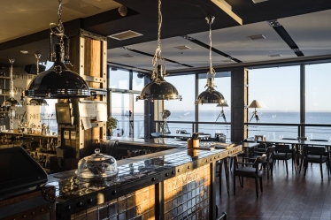 m1clubhotel.com
