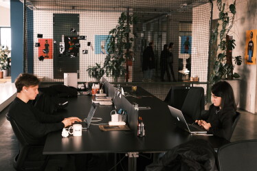 «Ми — плем'я. Ми цінуємо кожного». Як виглядає сміливий офіс креативного агентства Banda /Фото 27