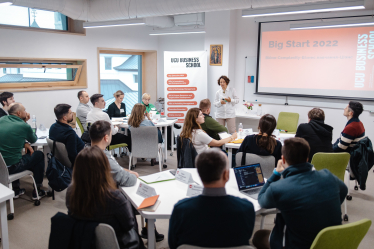 Война – обучению не помеха. Forbes узнал, что почти у всех ведущих украинских бизнес-школ увеличилось количество студентов. Почему предприниматели идут учиться во время войны /Фото 3