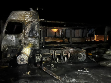 Росія атакувала логістичний центр мережі «Епіцентр» на Київщині (фото) /Фото 7