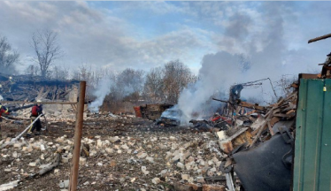 Росія знову атакувала Україну. Є влучання в обʼєкти генерації у кількох областях, пошкоджено житлові будинки в Києві /Фото 1