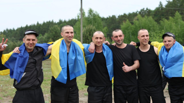 Третій обмін полоненими. Додому повернулися ще 303 українських захисників (фото) /Фото 5