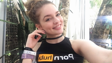 Битва на $390 млн. Як конкуренти OnlyFans збираються переманити до себе творців дорослого контенту /Фото 1