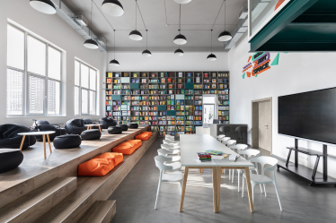 Як повернути дітей: криза подвійного навчання. Інтервʼю з Володимиром Козленко, співвласником мережі приватних шкіл КМДШ /Фото 2