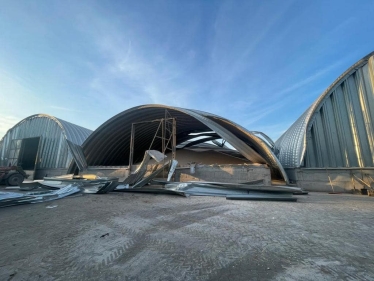 Росія вночі атакувала дронами Київщину та Одещину, пошкоджено морвокзал Ізмаїла, елеватор і зернові ангари (фото) /Фото 3