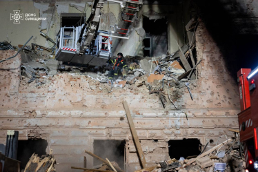 «Це їхня помилка, але запитайте їх самих». Трамп прокоментував російський удар по Сумах /Фото 5