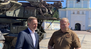 Крістіан Лінднер під час візиту до Києва /Getty Images