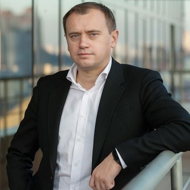 Ринку землі – пів року. Чи вдалася «реформа століття» і як на цьому заробляють українці. Розповідає Алекс Ліссітса
