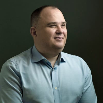 Олександр Чекменьов