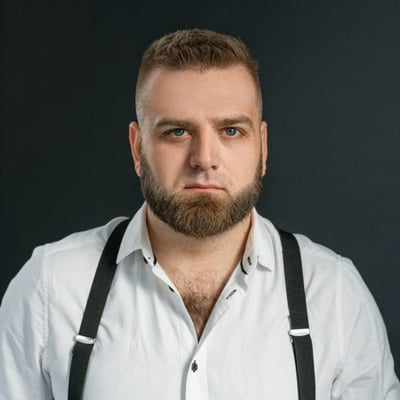 Александр Чекменев
