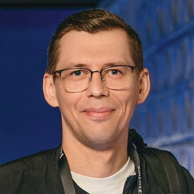 Дмитро Овчаренко