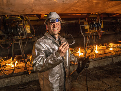 Александр Чекменев