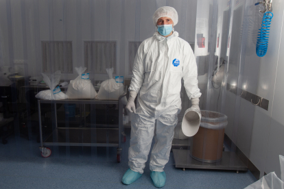 Как изготавливают лекарства. Фоторепортаж с инновационного цеха фармкомпании «Фармак» /Фото 1