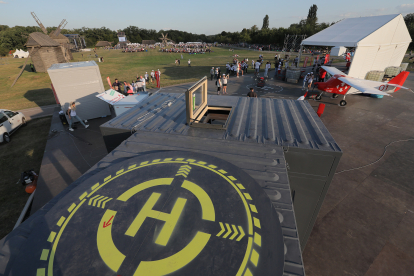 Новая Почта тестирует доставку беспилотниками от украинских производителей. Как выглядит процесс доставки, в котором люди почти не задействованы /Фото 10