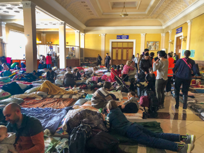 Неефективна «Укрзалізниця» перетворилася на машину з порятунку мільйонів українців. Як компанію переставили на воєнні рейки /Фото 14