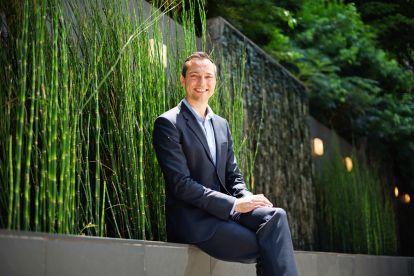 Техгигант Airbnb пережил катастрофическую для его бизнеса пандемию. В чем секрет? Вот эти инновации миллиардера Нейтана Блечарзика /Фото 2